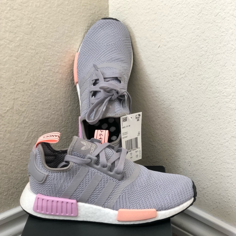 NMD R1 - Picture 2 of 7